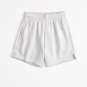 Abercrombie & Fitch Vintage Sunday Short  IN GREEN